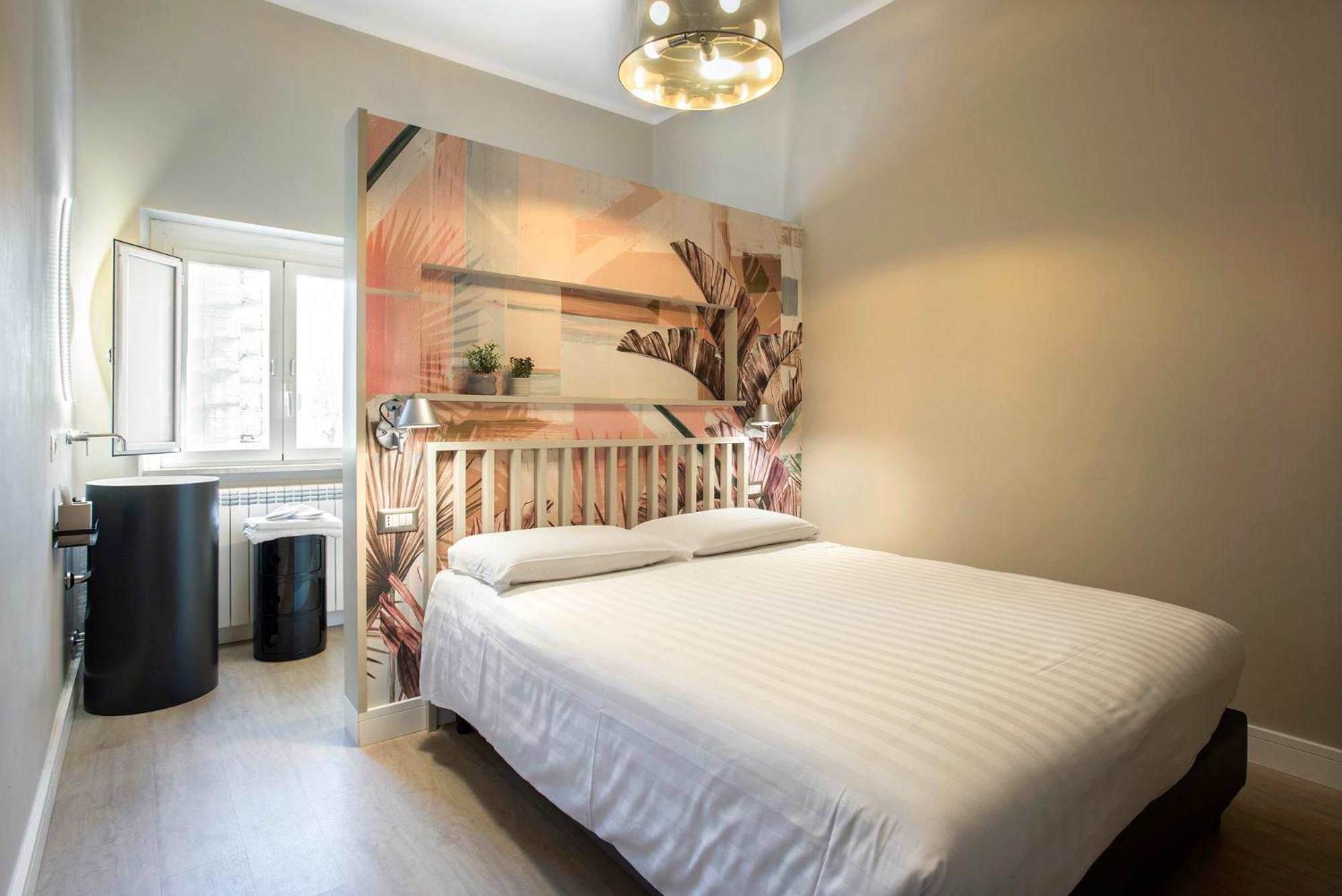 Gonfalone 6 Bed and breakfast 5*